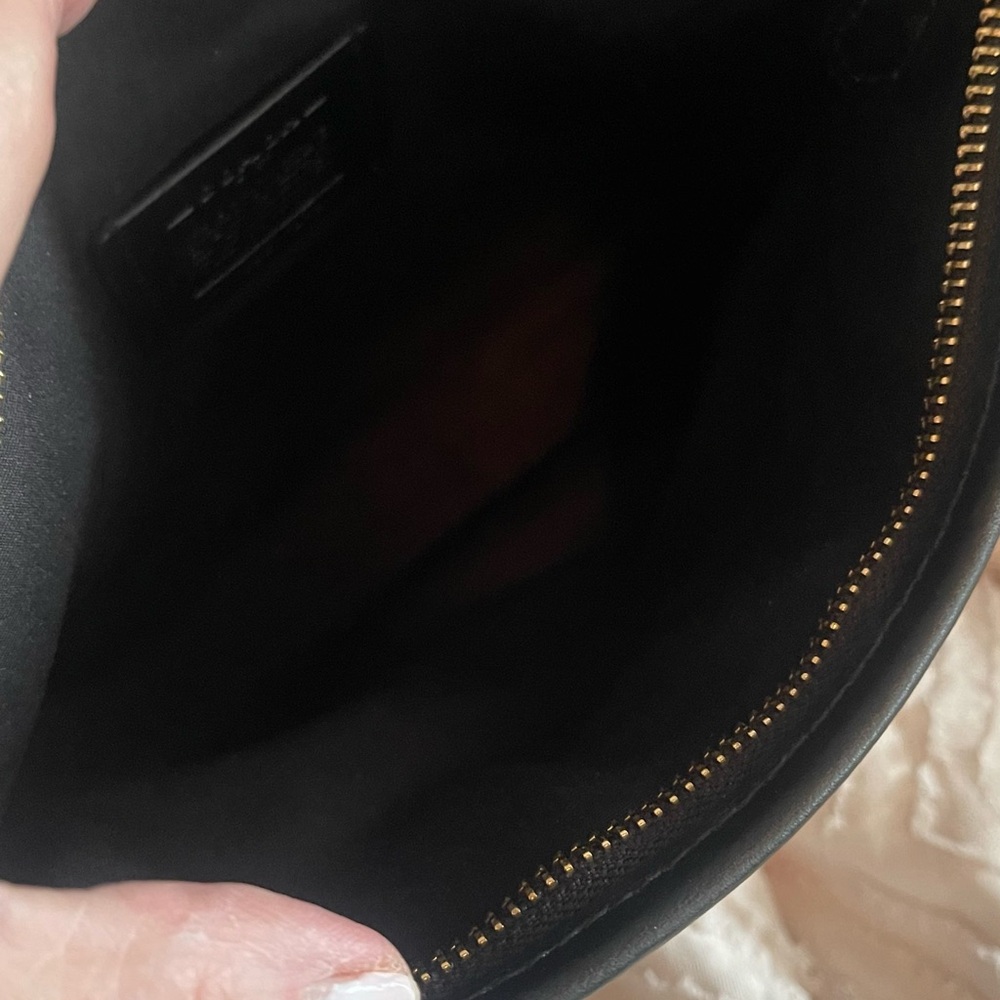 Coach Black and Brown Signature Bag leather crossbody in great condition - Picture 6 of 16